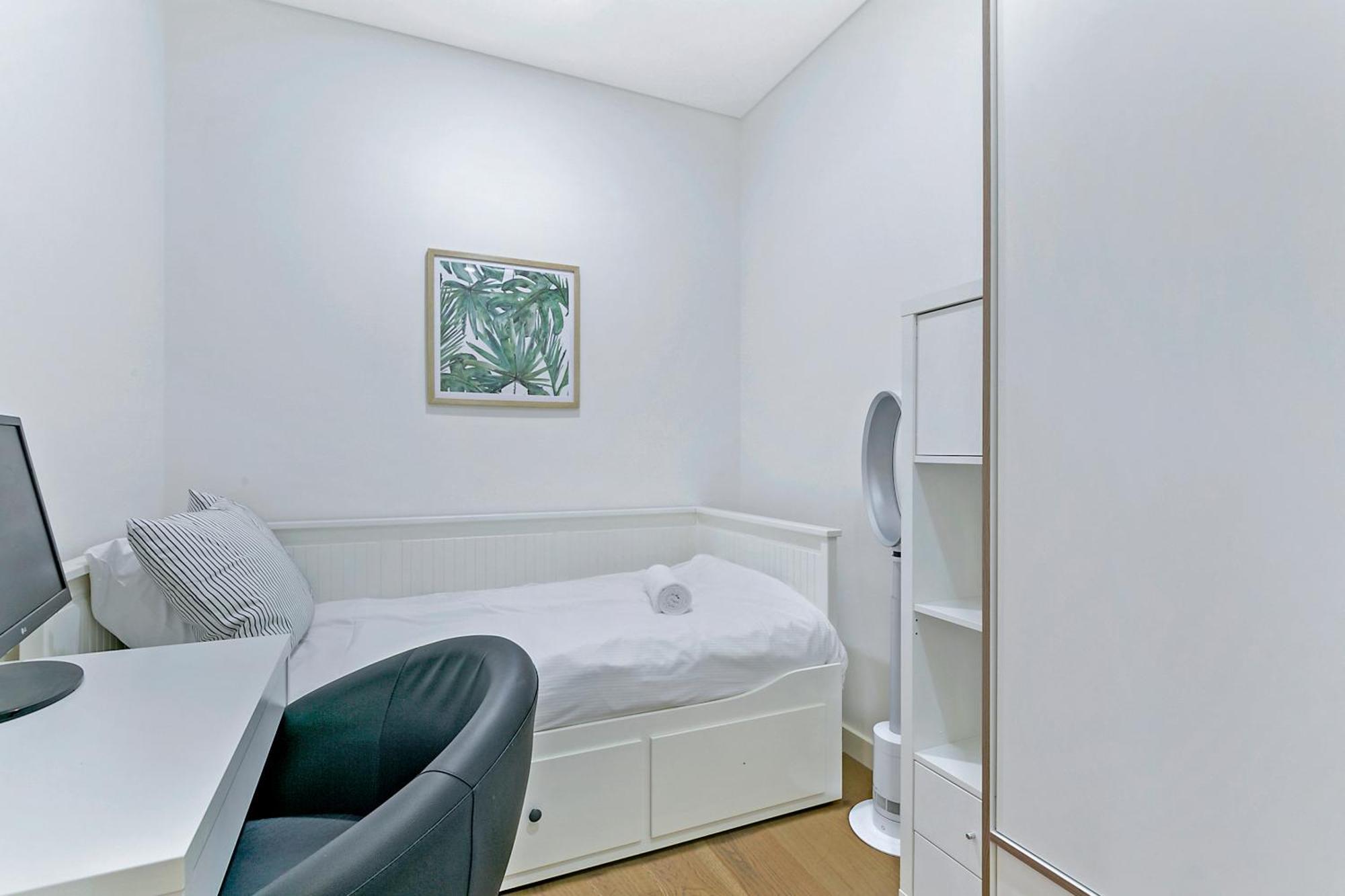 Kozyguru Zetland High Level 2bed And Parking Sydney